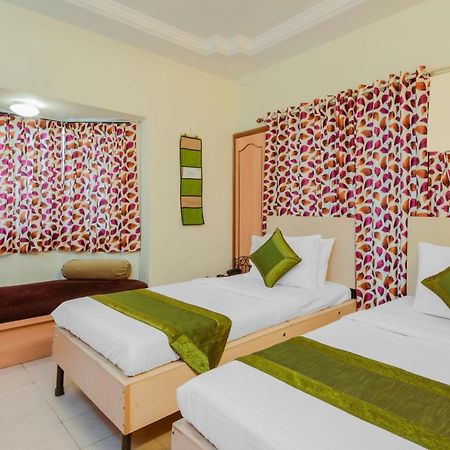 Treebo Arts Executive Hotel Аурангабад Екстериор снимка