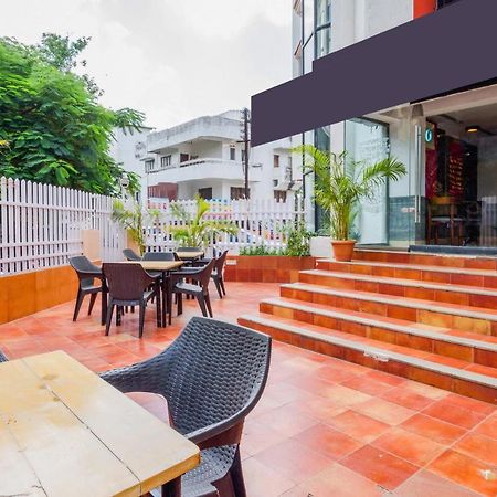 Treebo Arts Executive Hotel Аурангабад Екстериор снимка