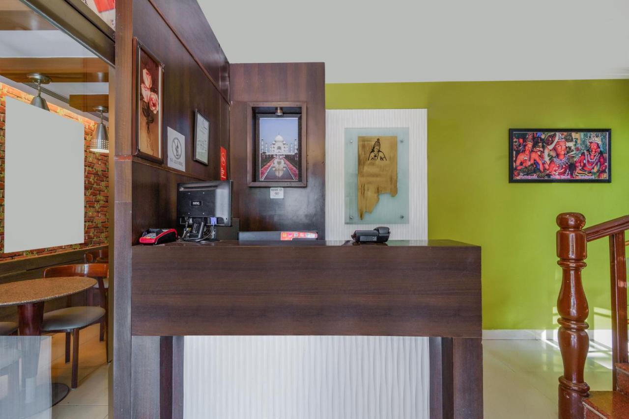 Treebo Arts Executive Hotel Аурангабад Екстериор снимка